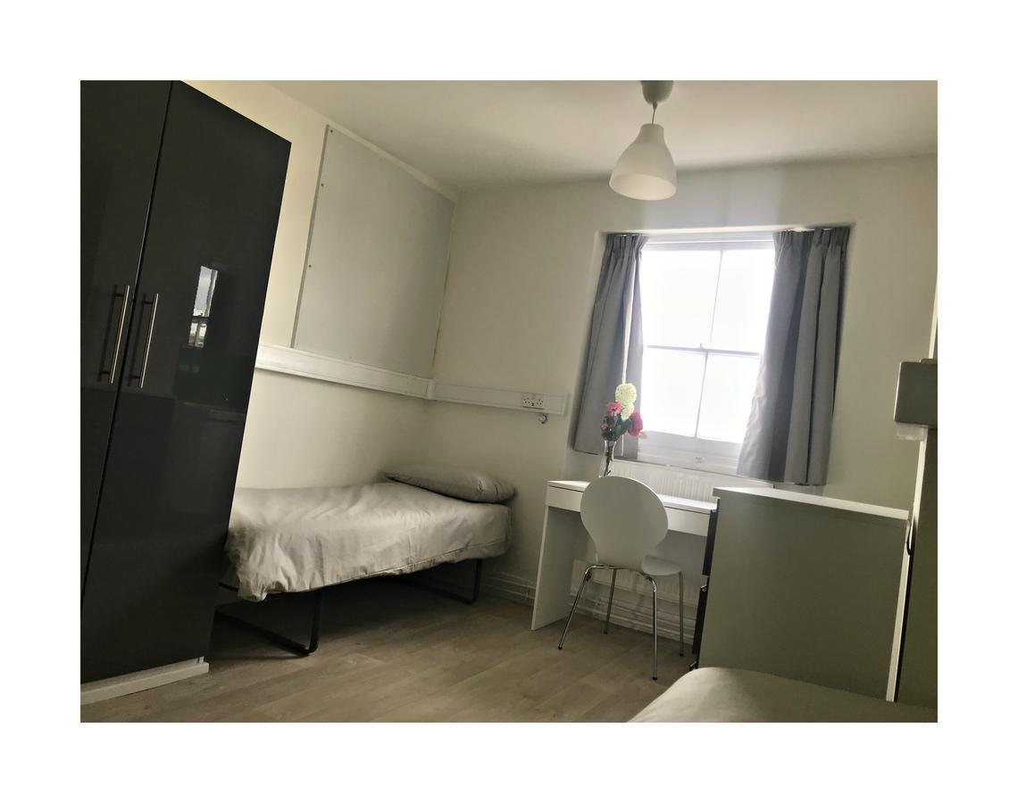 بيت شباب Leinster House لندن المظهر الخارجي الصورة